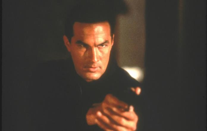 Programmato per uccidere, Steven Seagal pronto a far danni su 20