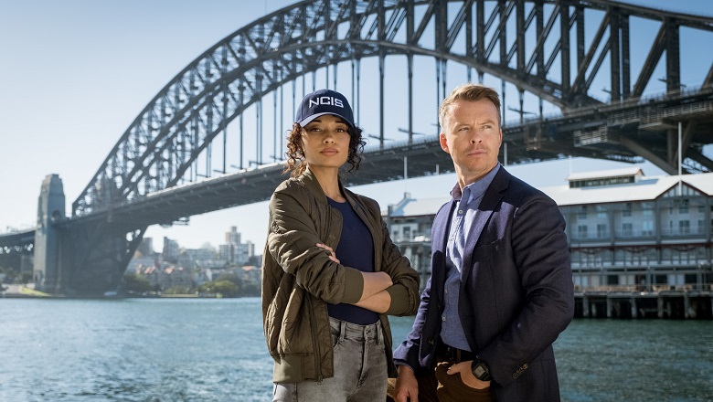 CBS si prende NCIS Sydney. Royal Wedding per The Crown. Due novità in Quantum Leap