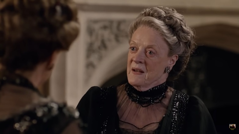 Morta Maggie Smith, indimenticabile Lady Violet di Downton Abbey